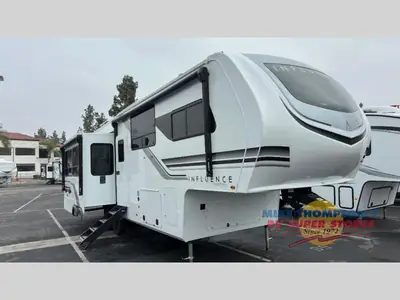 New 2025 Grand Design Influence 2903RL