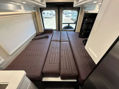 2027 Coachmen Beyond photo 36