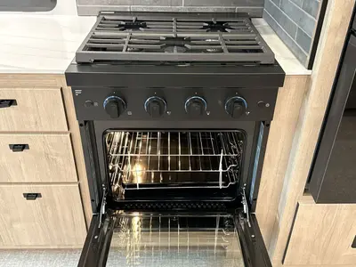 2026 Grand Design Lineage Series F photo 35