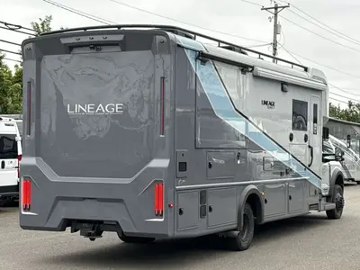 2026 Grand Design Lineage Series F photo 9