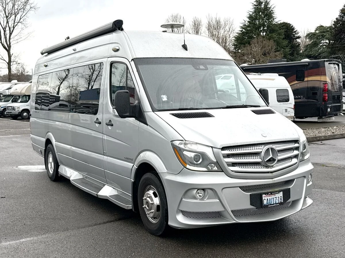 2016 Chinook Countryside exterior