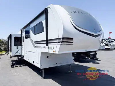 New 2025 Grand Design Influence 3203GK