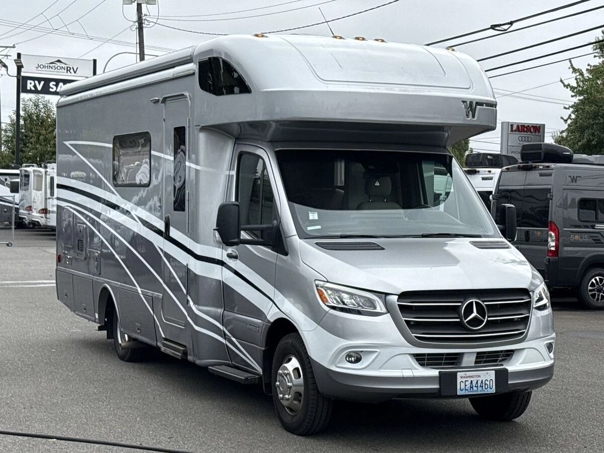 2022 Winnebago View exterior