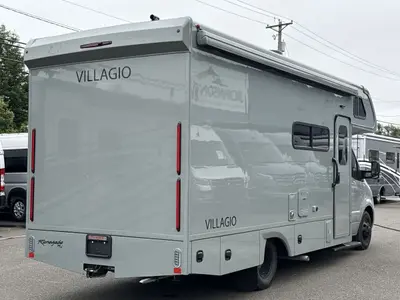 2027 Renegade Villagio photo 9
