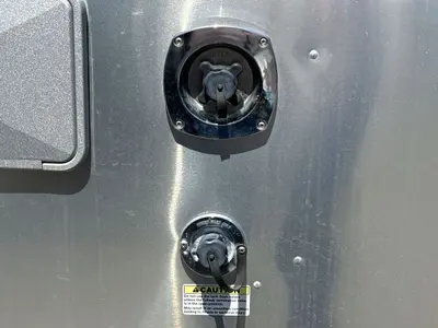 2018 Airstream Flying Cloud photo 12