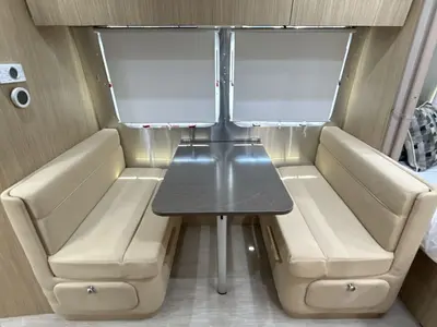 2018 Airstream Flying Cloud photo 32