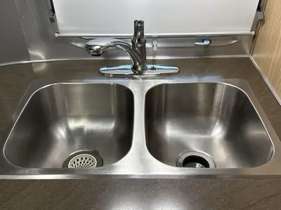 2018 Airstream Flying Cloud photo 30