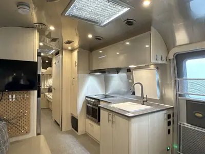 2022 Airstream Flying Cloud photo 21