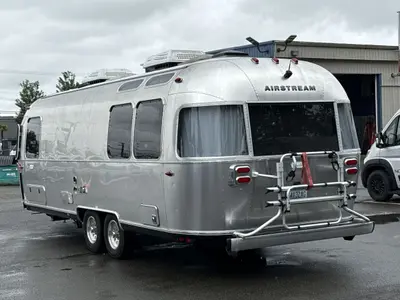 2022 Airstream Flying Cloud photo 7