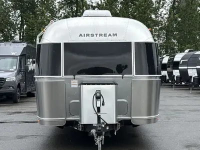 2022 Airstream Flying Cloud photo 4