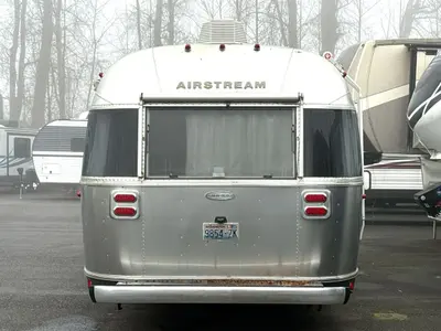 2016 Airstream Flying Cloud photo 8