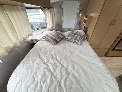 2016 Airstream Flying Cloud photo 27