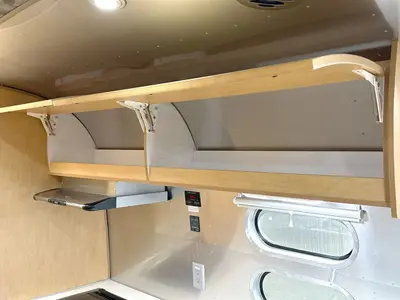 2016 Airstream Flying Cloud photo 23