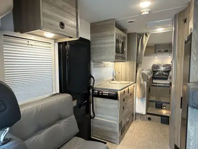 2027 Winnebago Ekko photo 28