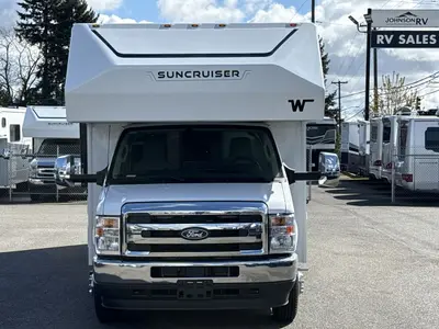2027 Winnebago Suncruiser photo 4