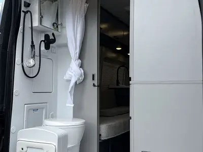 2026 Thor Motor Coach Talavera photo 35