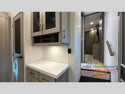 2025 Grand Design Influence photo 23