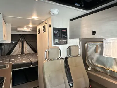 2027 Winnebago Solis photo 27