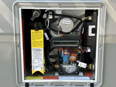 2027 Winnebago Navion photo 43