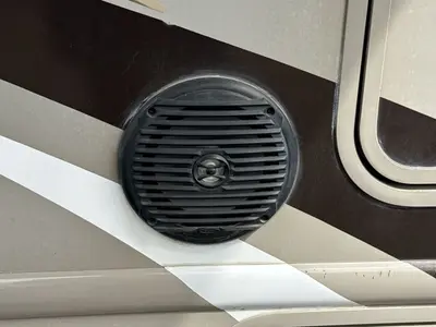 2015 Thor Motor Coach Four Winds photo 27