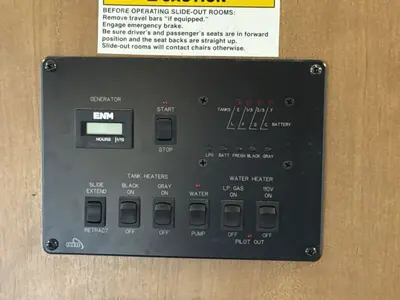 2015 Thor Motor Coach Four Winds photo 28