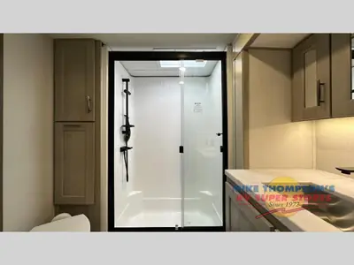 2025 Grand Design Influence photo 25