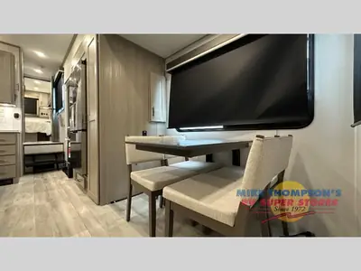 2025 Grand Design Influence photo 11