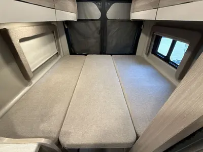 2022 Thor Motor Coach Sequence photo 36