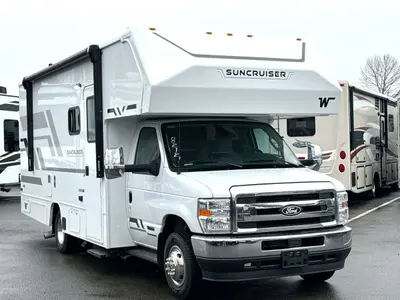 New 2027 Winnebago Suncruiser 22RS
