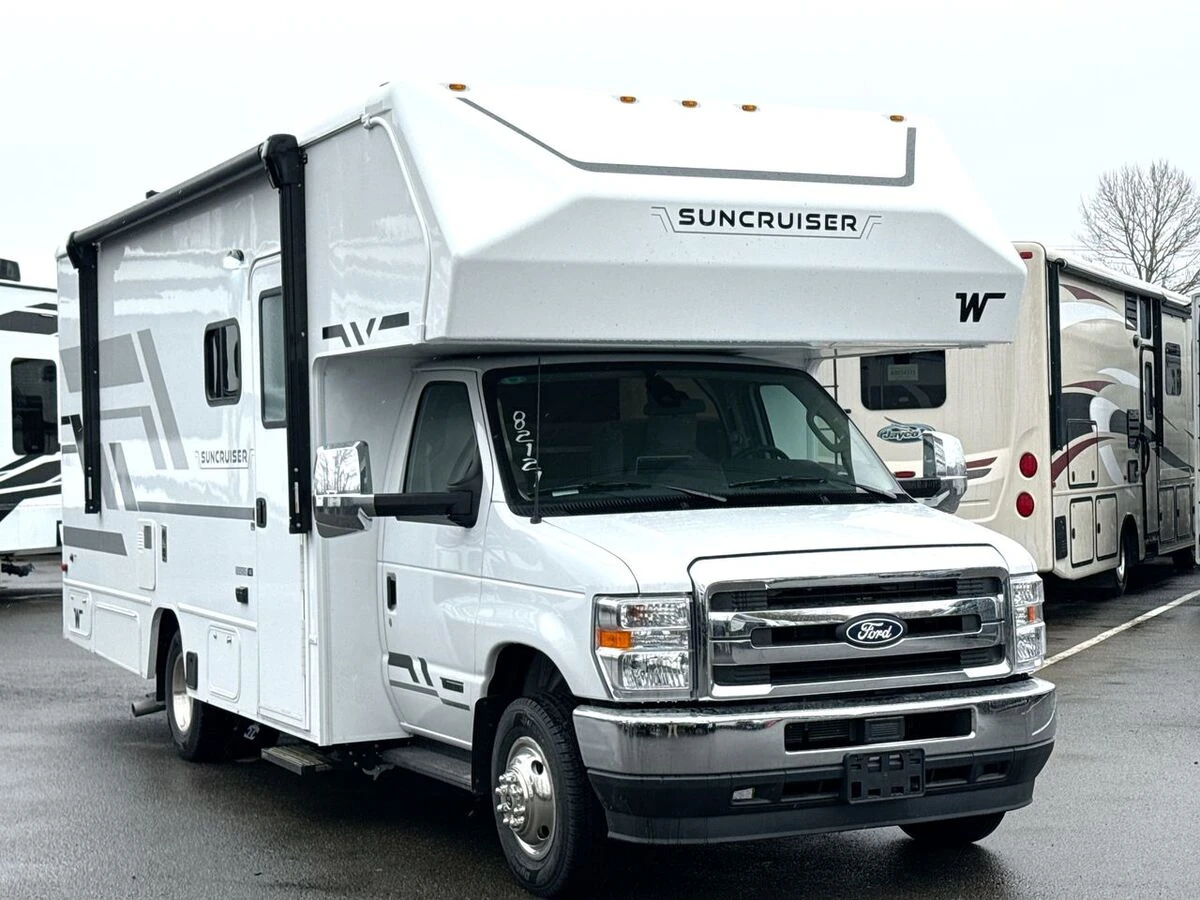 2027 Winnebago Suncruiser exterior