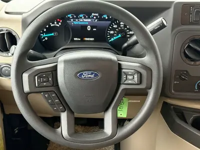 2027 Winnebago Suncruiser photo 22
