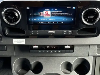 2022 Renegade Villagio photo 24