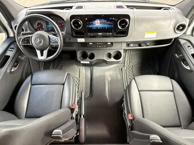 2022 Renegade Villagio photo 44