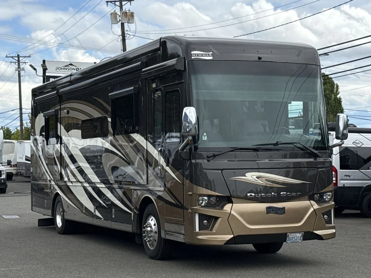 2019 Newmar Dutch Star exterior