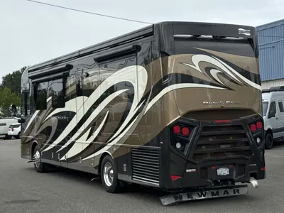 2019 Newmar Dutch Star photo 7