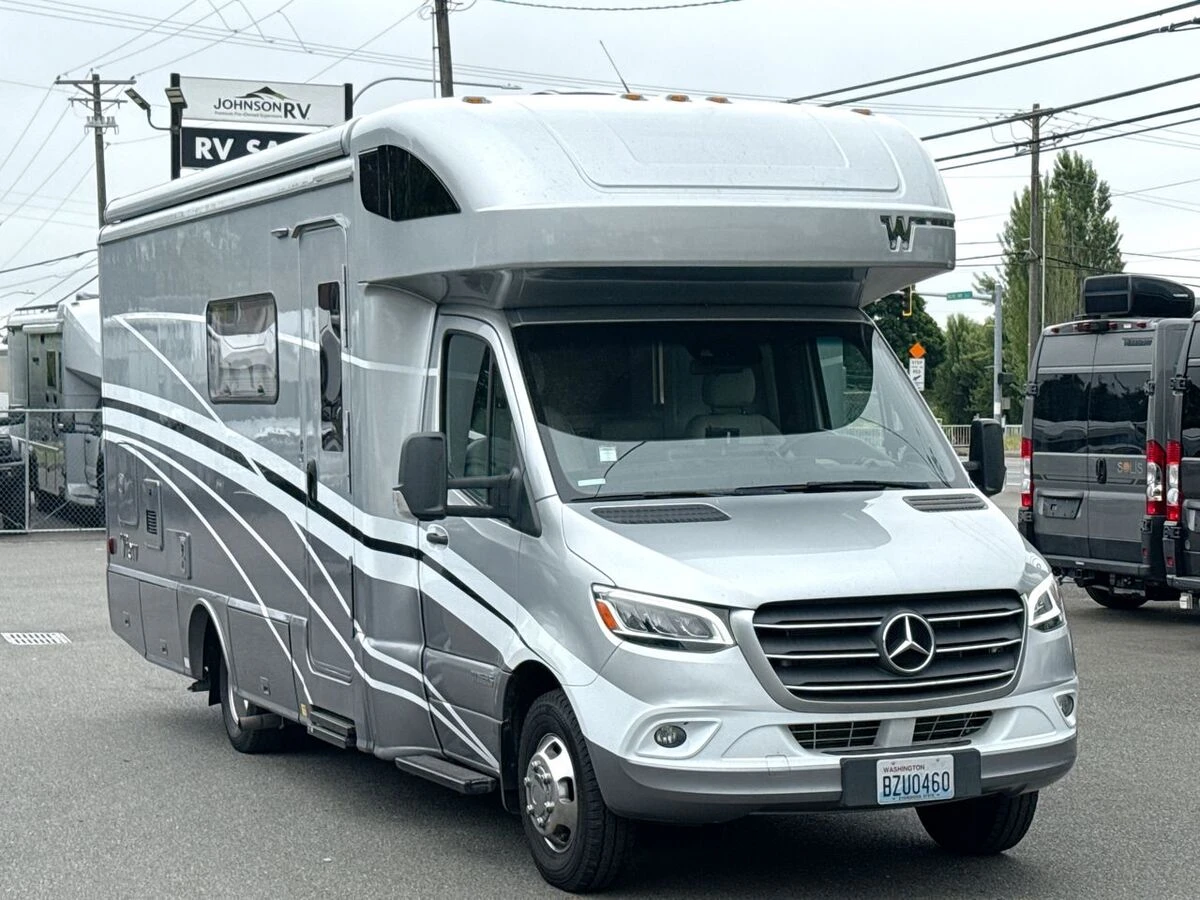 2022 Winnebago View exterior