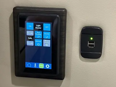 2023 American Coach Patriot photo 44
