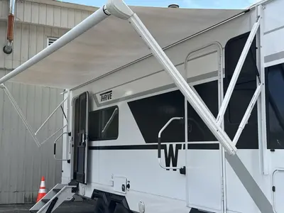 2026 Winnebago Thrive photo 18