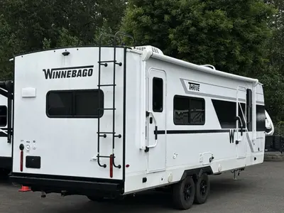 2026 Winnebago Thrive photo 9
