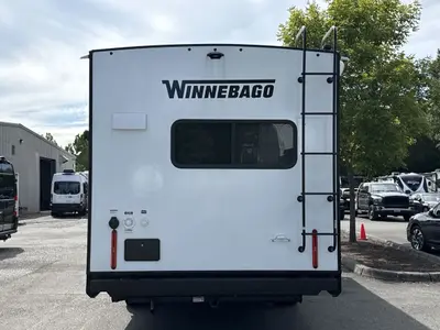2026 Winnebago Thrive photo 8