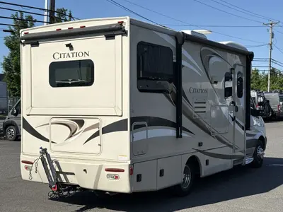 2015 Thor Motor Coach Citation photo 9
