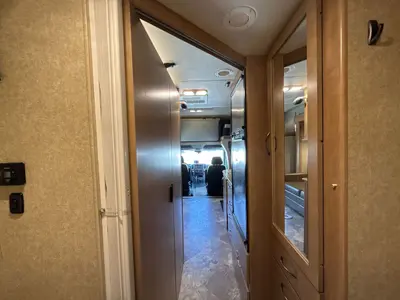 2015 Thor Motor Coach Citation photo 46