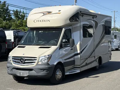 2015 Thor Motor Coach Citation photo 5