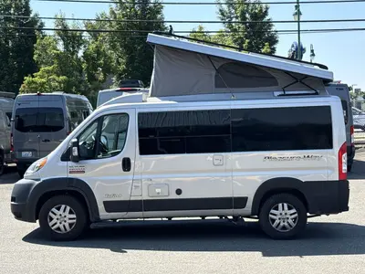 2023 Pleasure Way Tofino photo 6