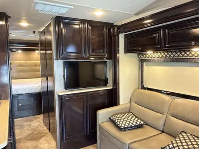 2017 Thor Motor Coach Siesta photo 31