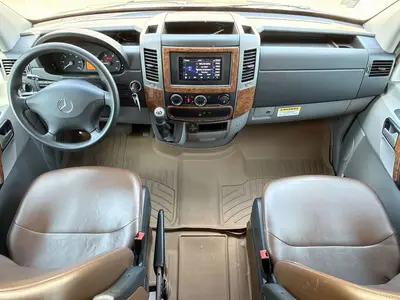 2017 Thor Motor Coach Siesta photo 45