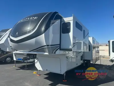 New 2025 Grand Design Solitude 388MBS