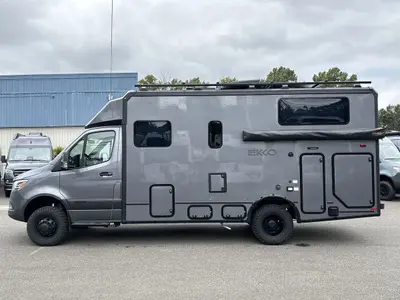 2027 Winnebago Ekko photo 6