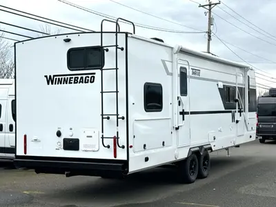 2026 Winnebago Thrive photo 9
