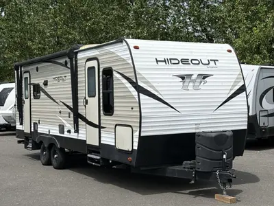 Used 2018 Keystone Hideout 24LHSWE